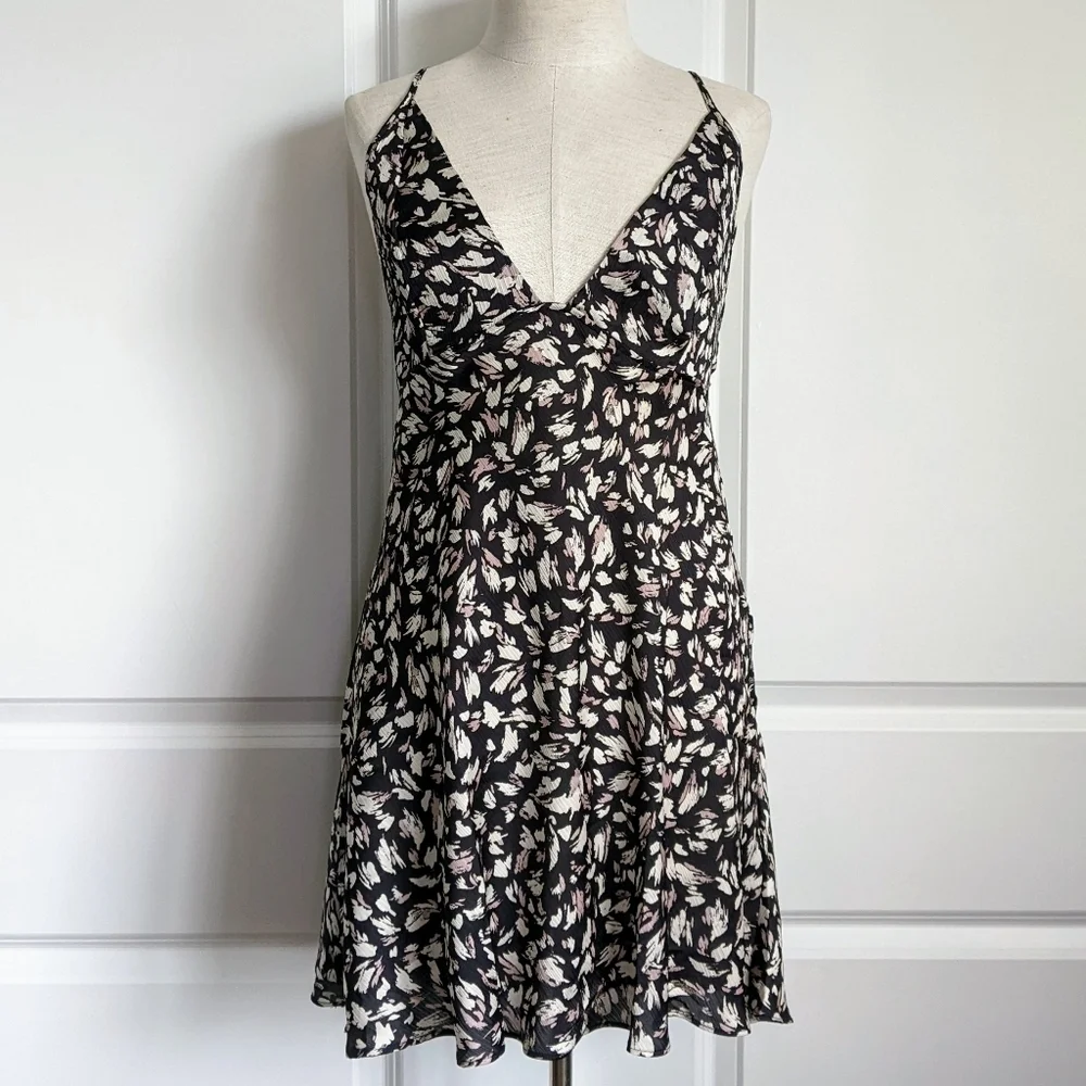 Free People Mini Dress Halter V-Neck Sleeveless Open Back Self Ties Black L NWT